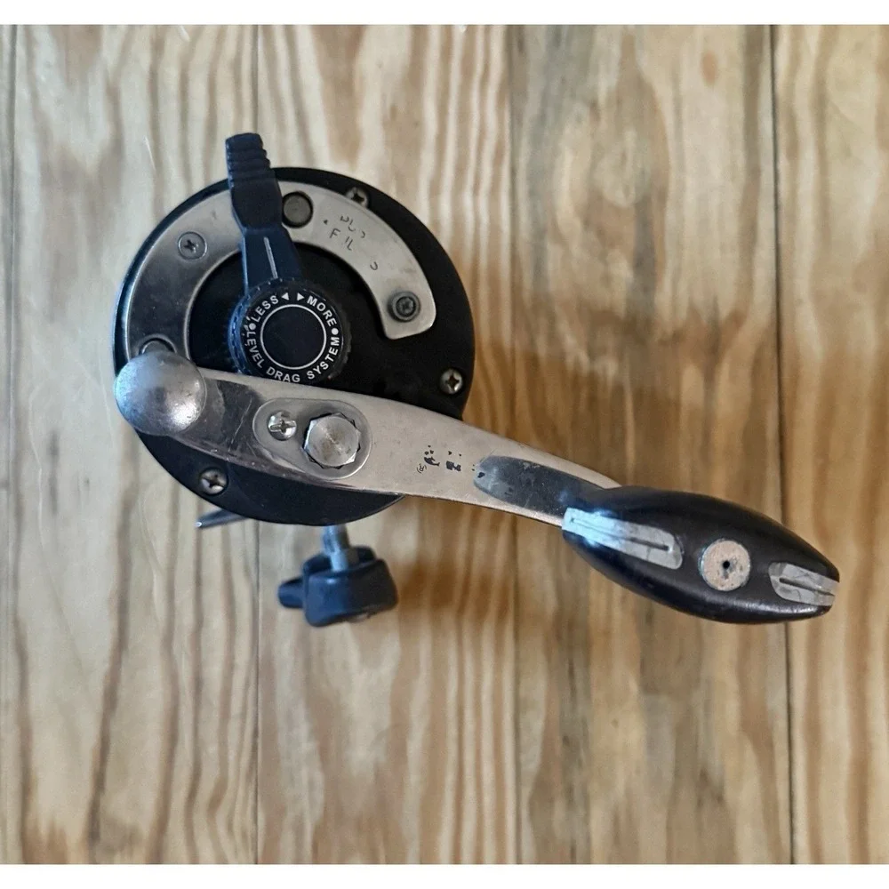 Okuma Titus Platinum TI 50 Trolling Reel Saltwater Lever Drag 4.2:1 Gear Ratio